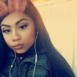 Meet your Posher, Mayra